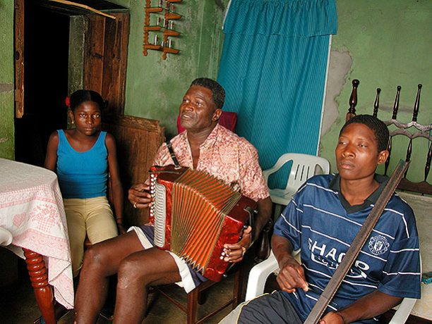 Visitei Sema Lopi em sua casa, como costumava fazer, gostei sempre de ir falar com os grandes músicos. Aprendi muito.