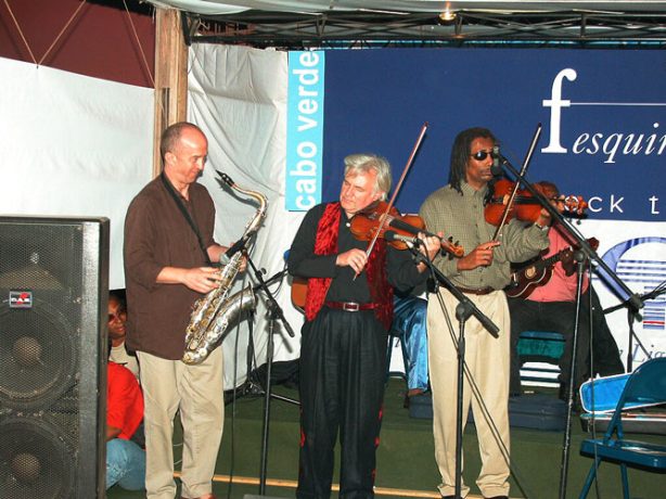 Carlos Martins, saxofonista português, Martin Schaefer com Augusto de Pina. Fesquintal de Jazz, 2002.