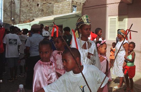 Desfile da Tabanka da Achada de Santo António (2001)